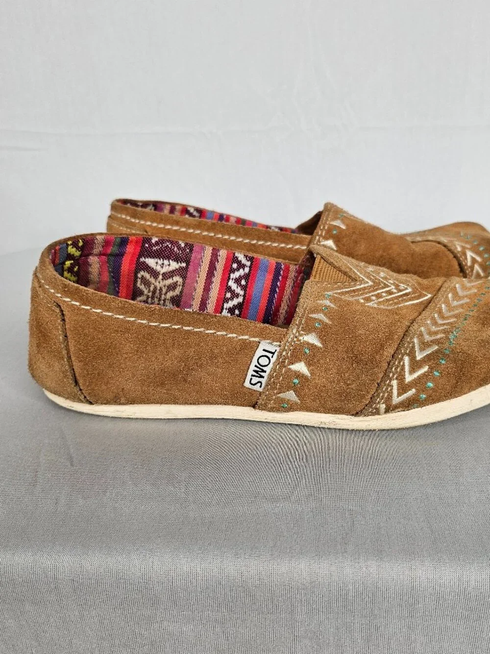 TOMS Embroidered Slip-On Flats | Boho Festival Shoes | Tan | Size 6.5
